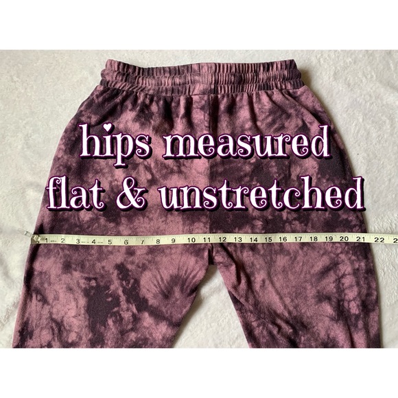 Cropped Top & Joggers Matching Set | Size Small | Shades of Purple 💜🖤 - Picture 10 of 15